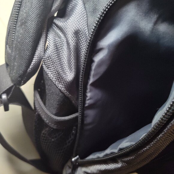 north face backpack borealis rabbit grey The Women's Commuter Laptop Backpack, Clay Grey/Cavern Grey, One Size spincast The generous main compartment Color:Violette-Coal Black The North Face Nylon